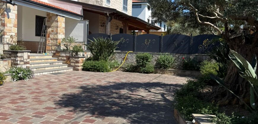 VILLA BIFAMILIARE Licola-Via San Nullo