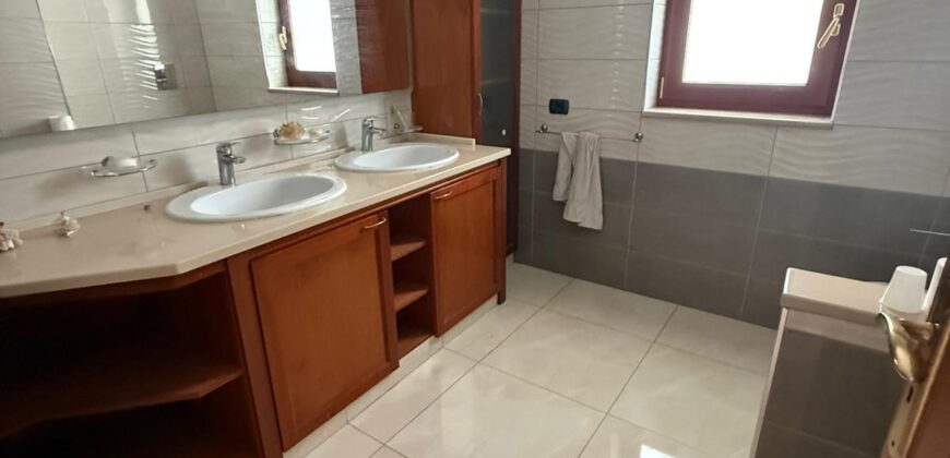 VILLA BIFAMILIARE Licola-Via San Nullo