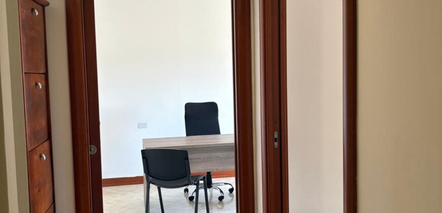 UFFICIO 25 MQ Lago Patria