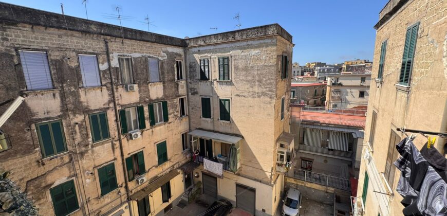 APPARTAMENTO 130 MQ Secondigliano-Via Giovio