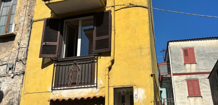 APPARTAMENTO SU 4 LIVELLI Marigliano