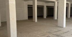 LOCALE COMMERCIALE 600 MQ Varcaturo
