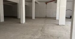 LOCALE COMMERCIALE 600 MQ Varcaturo
