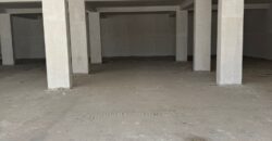 LOCALE COMMERCIALE 600 MQ Varcaturo
