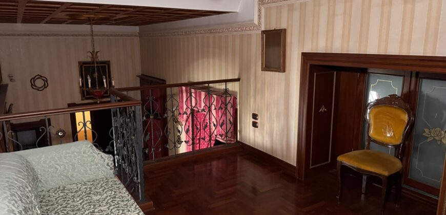 APPARTAMENTO 130 MQ Napoli-Via Duomo