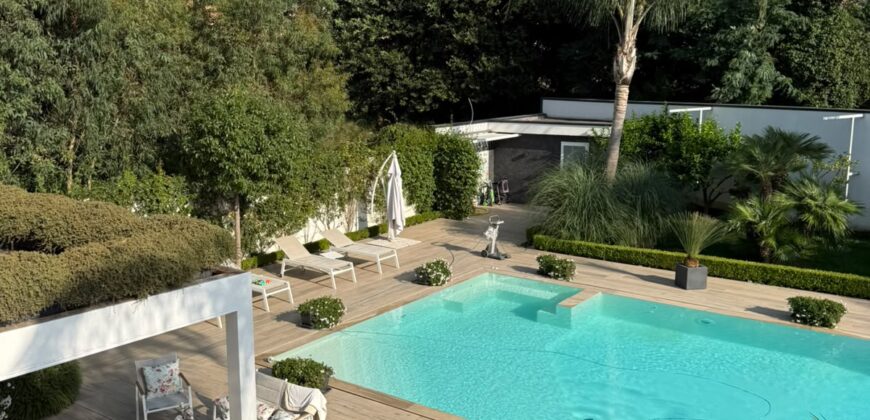 VILLA IN AFFITTO Varcaturo