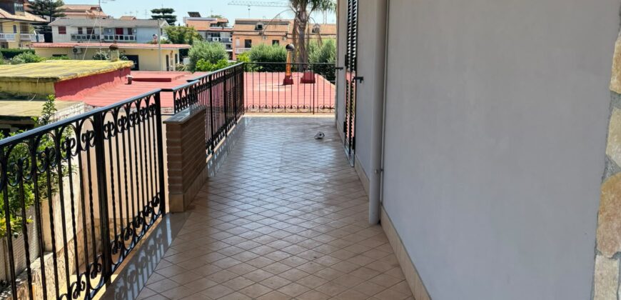 VILLA IN VENDITA IN PARCO Lago Patria