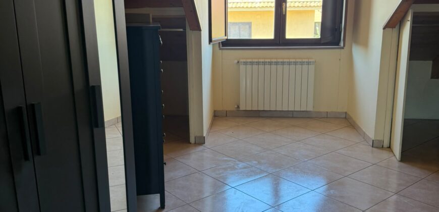 VILLA IN AFFITTO Lago Patria