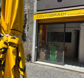 CESSIONE ATTIVITA’ PIZZERIA Napoli-Centro Storico