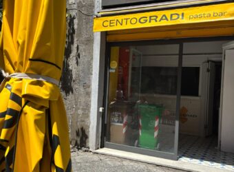 CESSIONE ATTIVITA’ PIZZERIA Napoli-Centro Storico