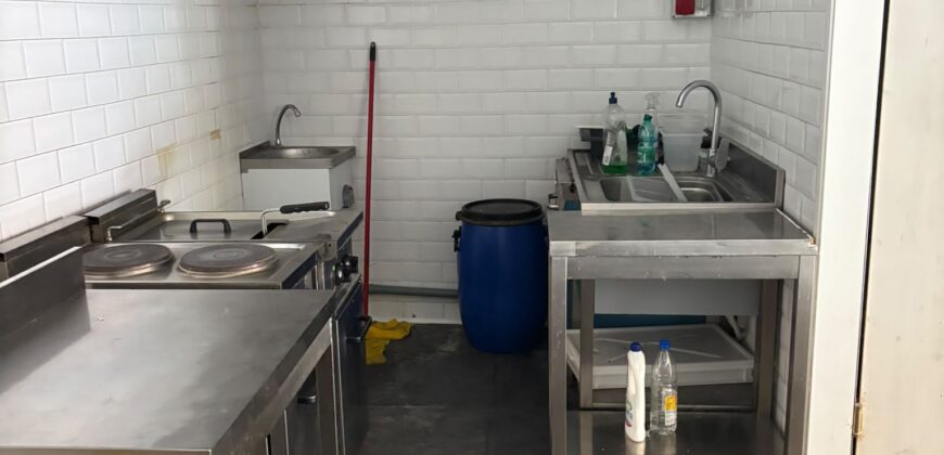 CESSIONE ATTIVITA’ PIZZERIA Napoli-Centro Storico