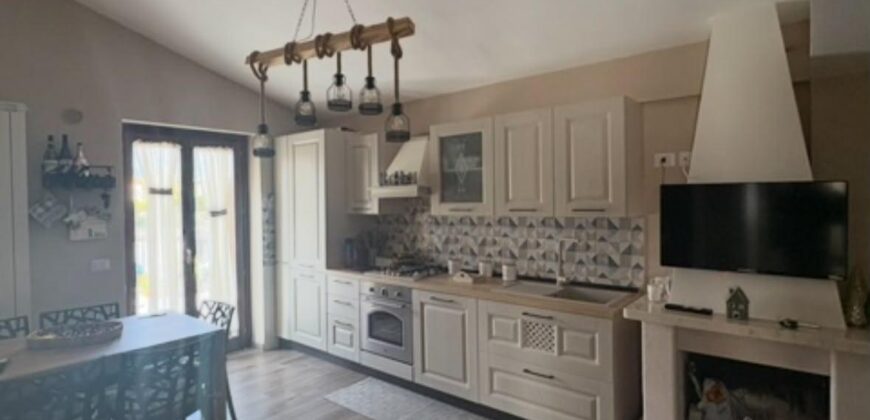 APPARTAMENTO CON TERRAZZO Castel Di Sangro