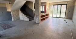 VILLA A SCHIERA Varcaturo-Parco Vittoria