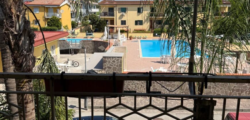 VILLA A SCHIERA Varcaturo-Parco Vittoria