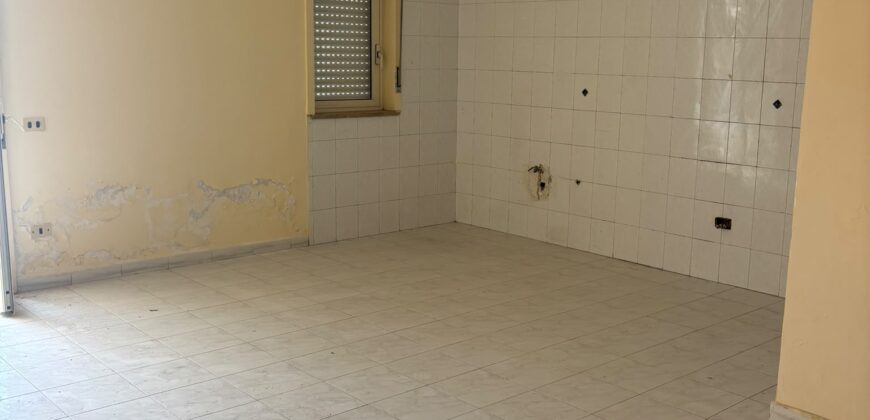 APPARTAMENTO 80 MQ CON TERRAZZO Castel Volturno