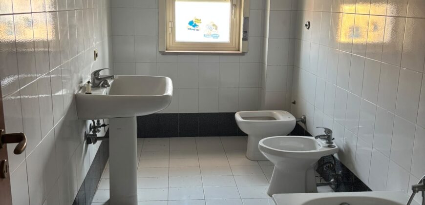 APPARTAMENTO 80 MQ CON TERRAZZO Castel Volturno