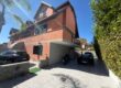 VILLA DIVISA IN DUE APPARTAMENTO Varcaturo-P.Co Obelisco