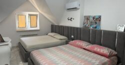 VILLA DIVISA IN DUE APPARTAMENTO Varcaturo-P.Co Obelisco