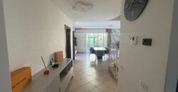 VILLA DIVISA IN DUE APPARTAMENTO Varcaturo-P.Co Obelisco