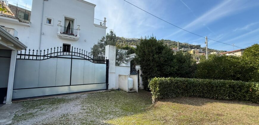 VILLA ESCLUSIVA Monte Di Procida