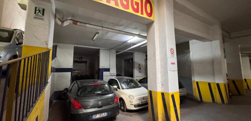 CESSIONE ATTIVITA’ GARAGE Fuorigrotta-Via Giulio Cesare