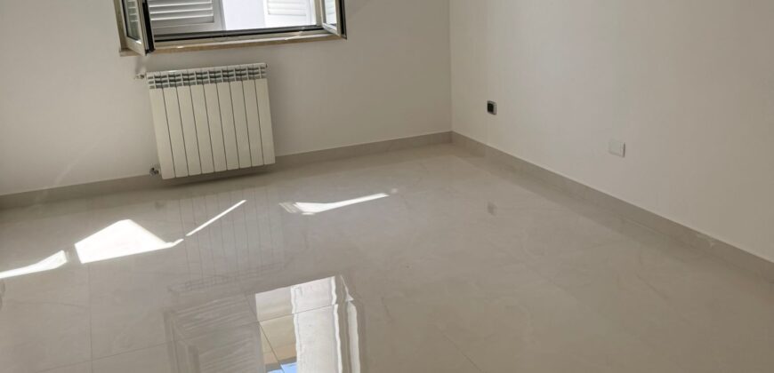 APPARTAMENTO CON GIARDINO Lago Patria