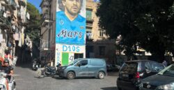 LOCALE COMMERCIALE Napoli-Largo Miracoli