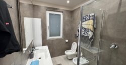 VILLA A SCHIERA CON PISCINA Lago Patria-Via Staffetta