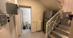 VILLA A SCHIERA CON PISCINA Lago Patria-Via Staffetta