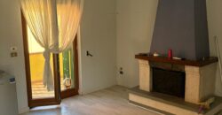 APPARTAMENTO CON BOX AUTO Licola